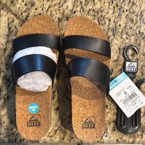 NEW IN BOX Reef Black Cushion Vista Hi Sandals